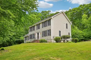 8 Hazelwood Dr, Salem, NH 03079 - Photo 1