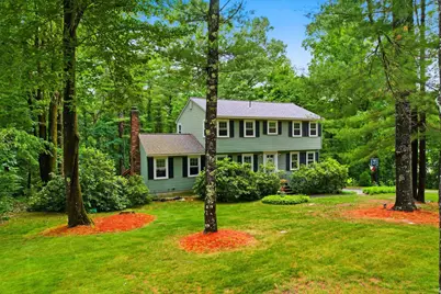 9 King Edward Drive, Londonderry, NH 03053 - Photo 1