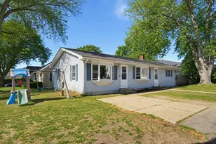 25 Crowley St, Manchester, NH 03103 - Photo 1