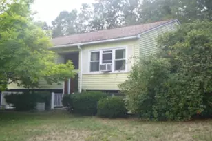 6 Penobscot Rd, Nashua, NH 03062 - Photo 1