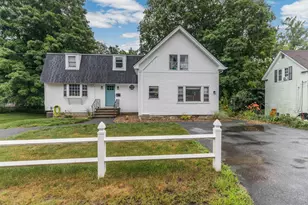 18 Brook St, Derry, NH 03038 - Photo 1
