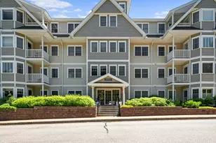 4 Sterling Hill Ln, Exeter, NH 03833 - Photo 1
