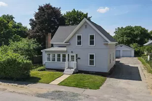 100 Oak St, Laconia, NH 03246 - Photo 1