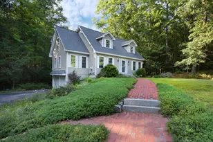 542 Cross Country Rd, Pembroke, NH 03275 - Photo 1