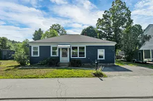 3 Pond St, Newmarket, NH 03857 - Photo 1