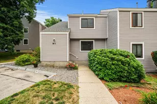1H Black Oak Dr, Nashua, NH 03062 - Photo 1