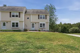 36 Scott Ln, Sandown, NH 03873 - Photo 1