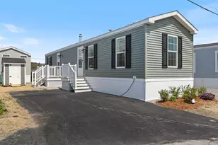 53 Brookwood Dr, Salem, NH 03079 - Photo 1
