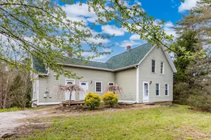 1685 Dover Rd, Epsom, NH 03234 - Photo 1