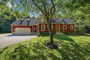 21 Stoney Brook Rd, Bow, NH 03304 - Photo 1