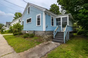17 Monroe St, Concord, NH 03301 - Photo 1