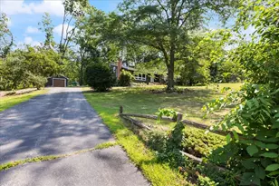 5 Hilltop Rd, Plaistow, NH 03865 - Photo 1