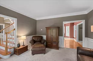 13 Daland Cir, Mont Vernon, NH 03057 - Photo 8