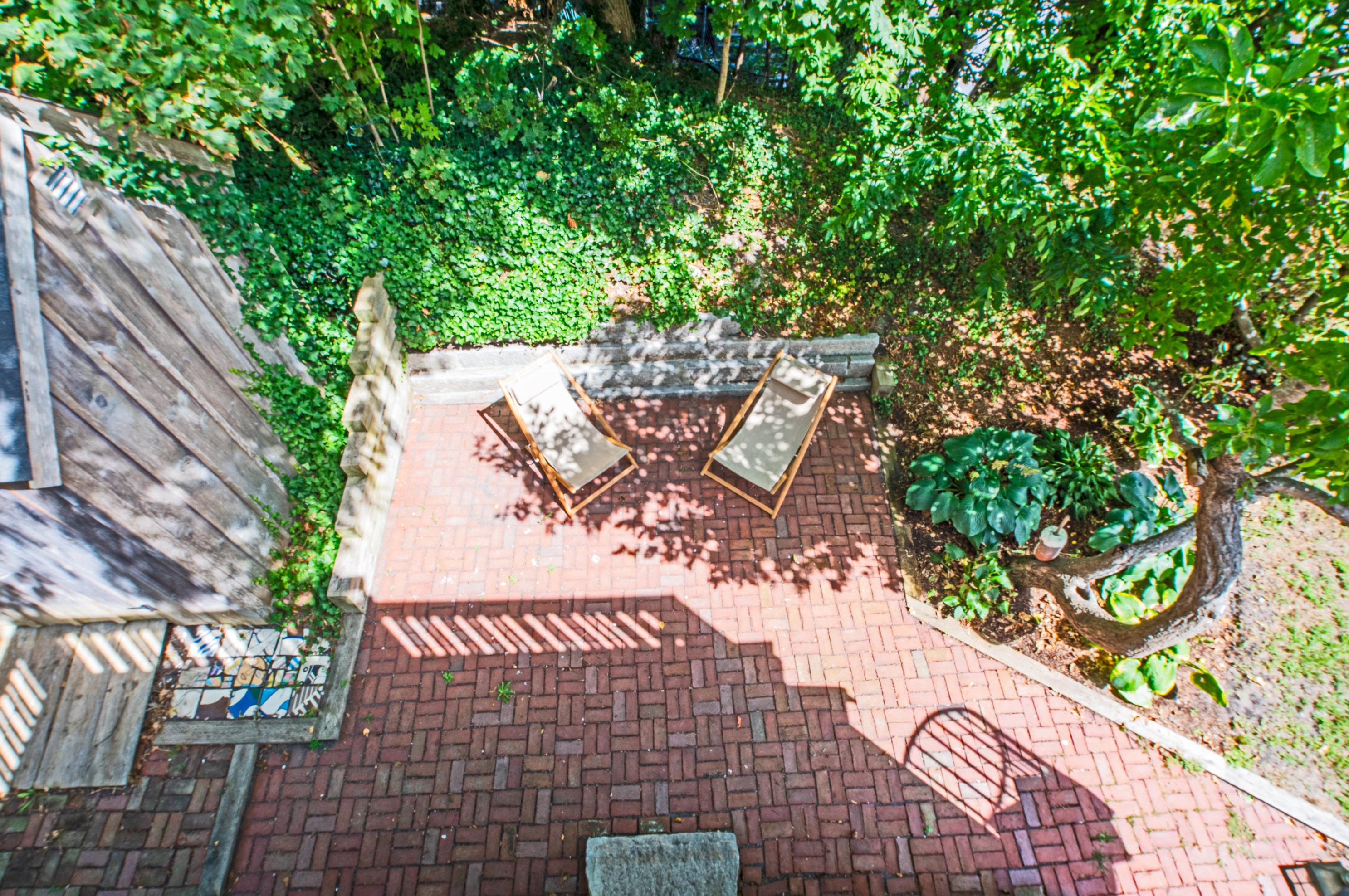 3 Carver St, Provincetown MA 02657-2112 exterior