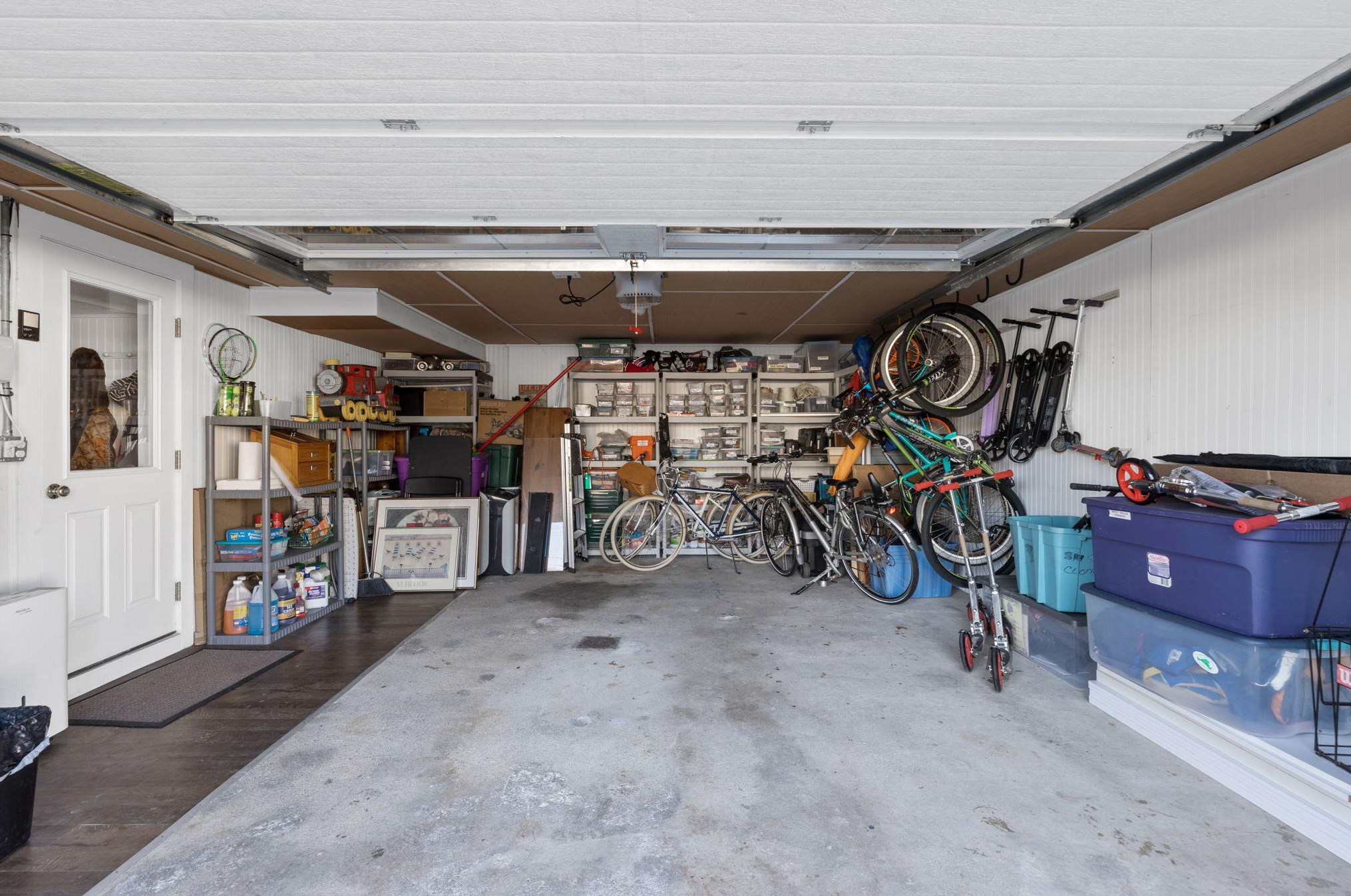 597 Circuit Ave, Bourne MA 02559-2031 exterior