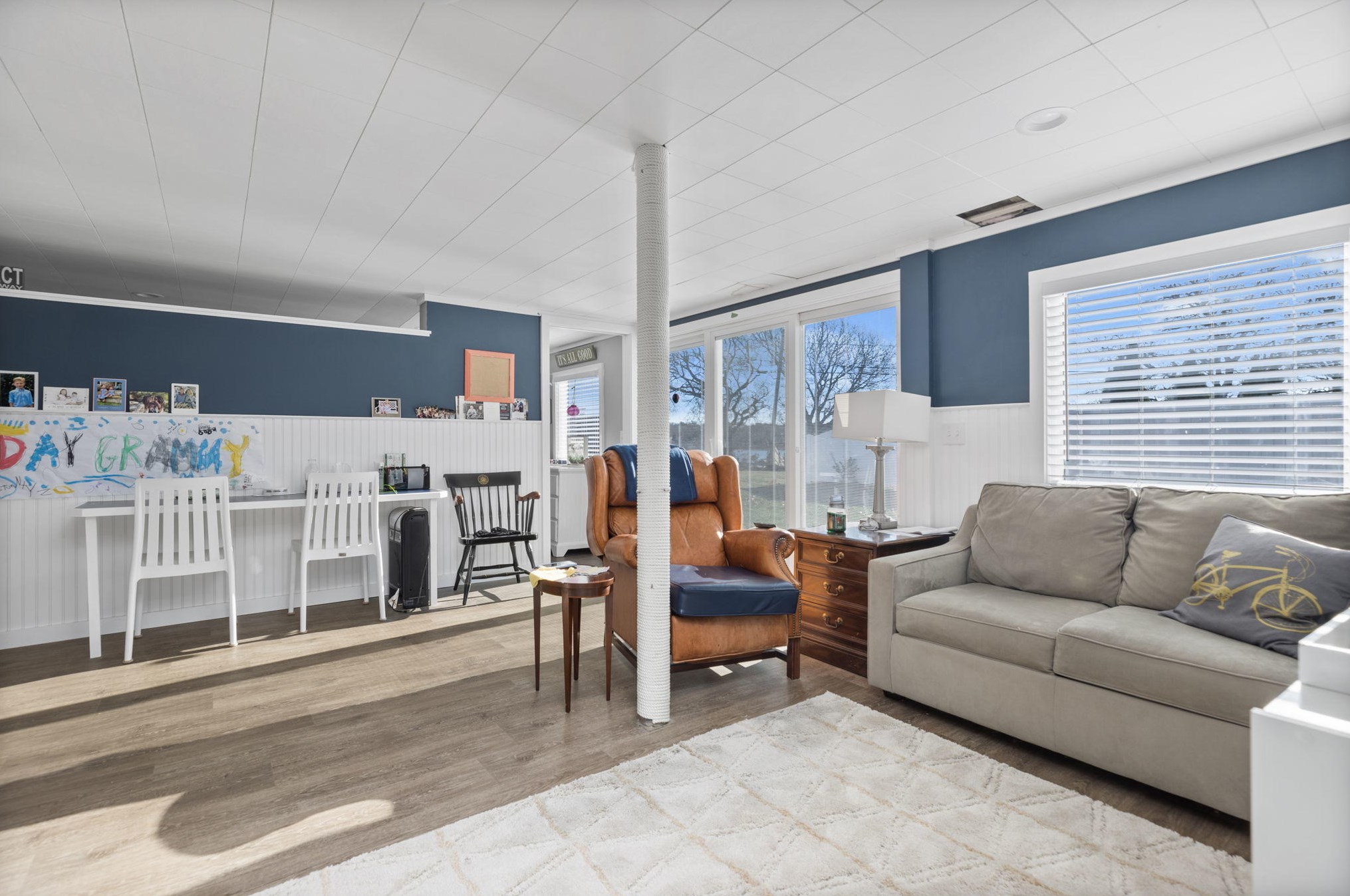 597 Circuit Ave, Bourne MA 02559-2031 exterior