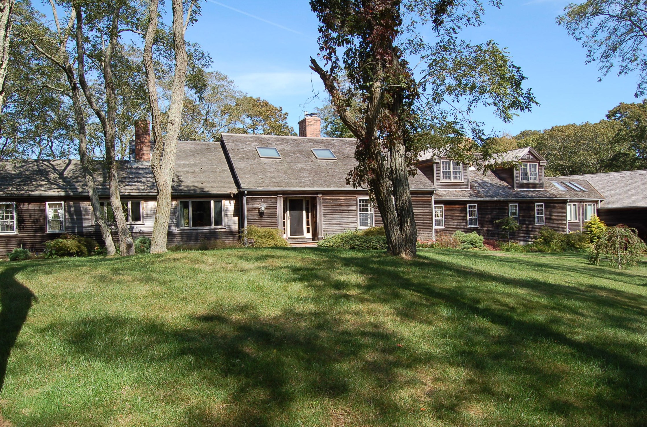 8 Hatch Rd, Truro, MA 02666