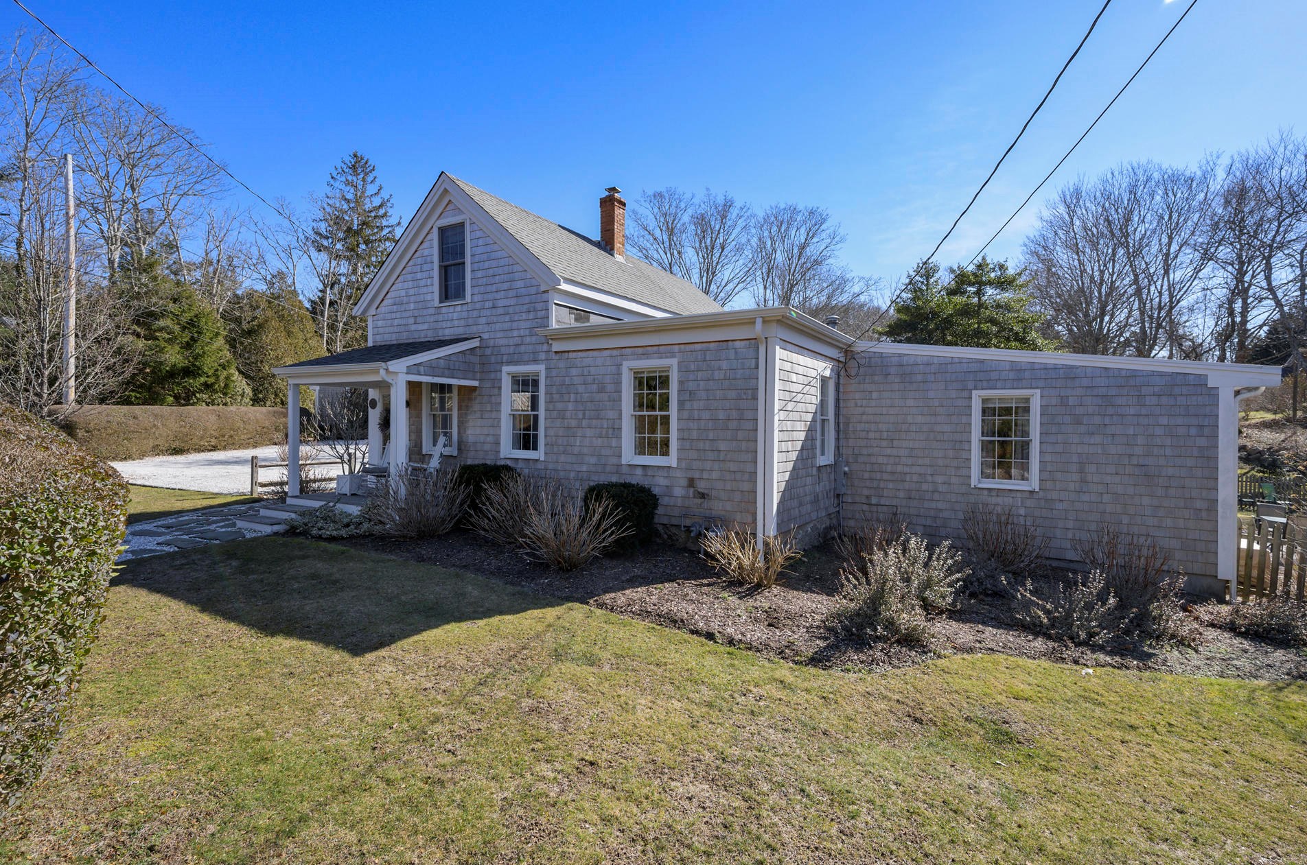 2275 Main St, Barnstable, MA 02668 exterior