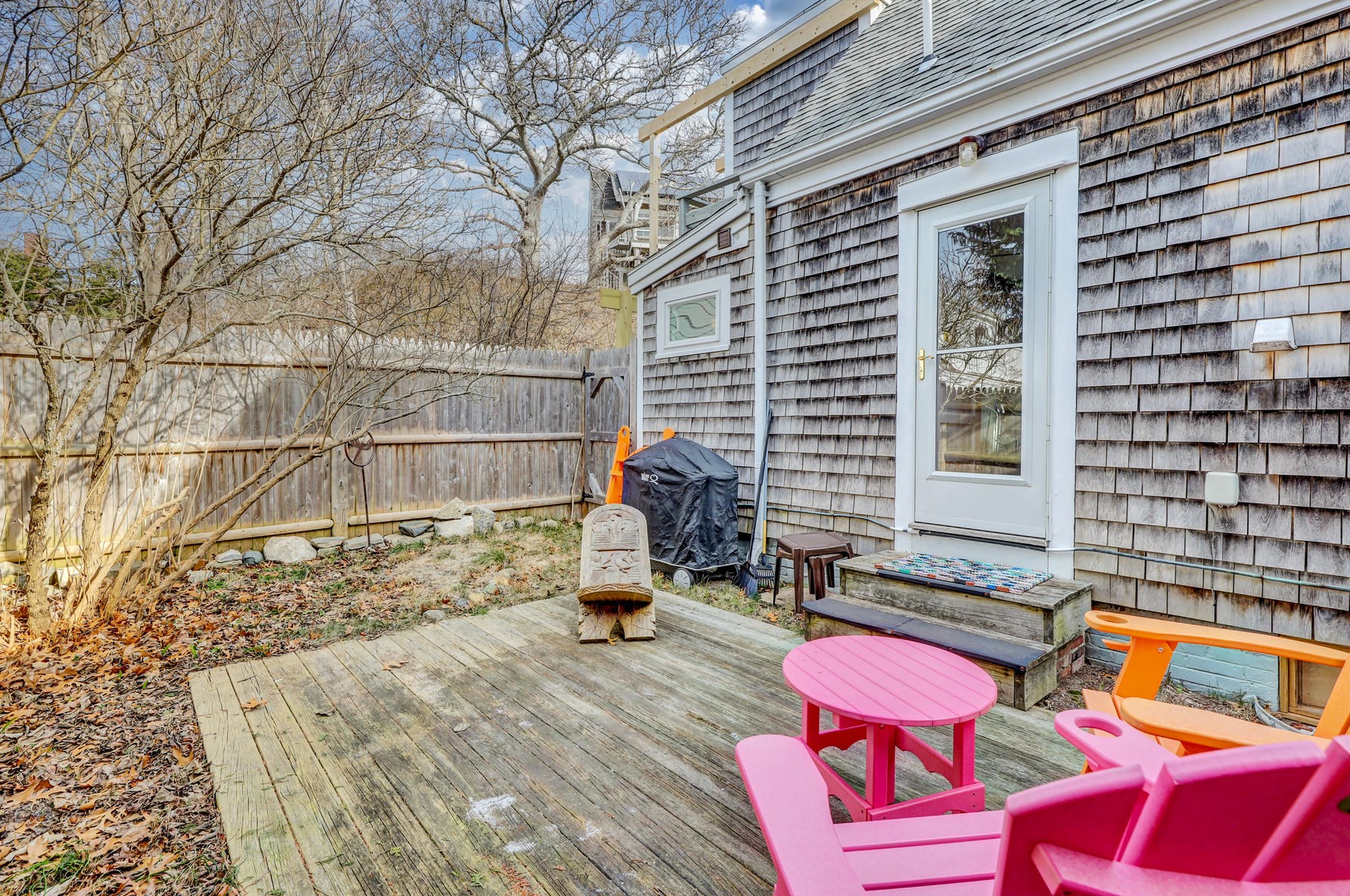 480 Commercial St, Provincetown MA 02657-1912 exterior