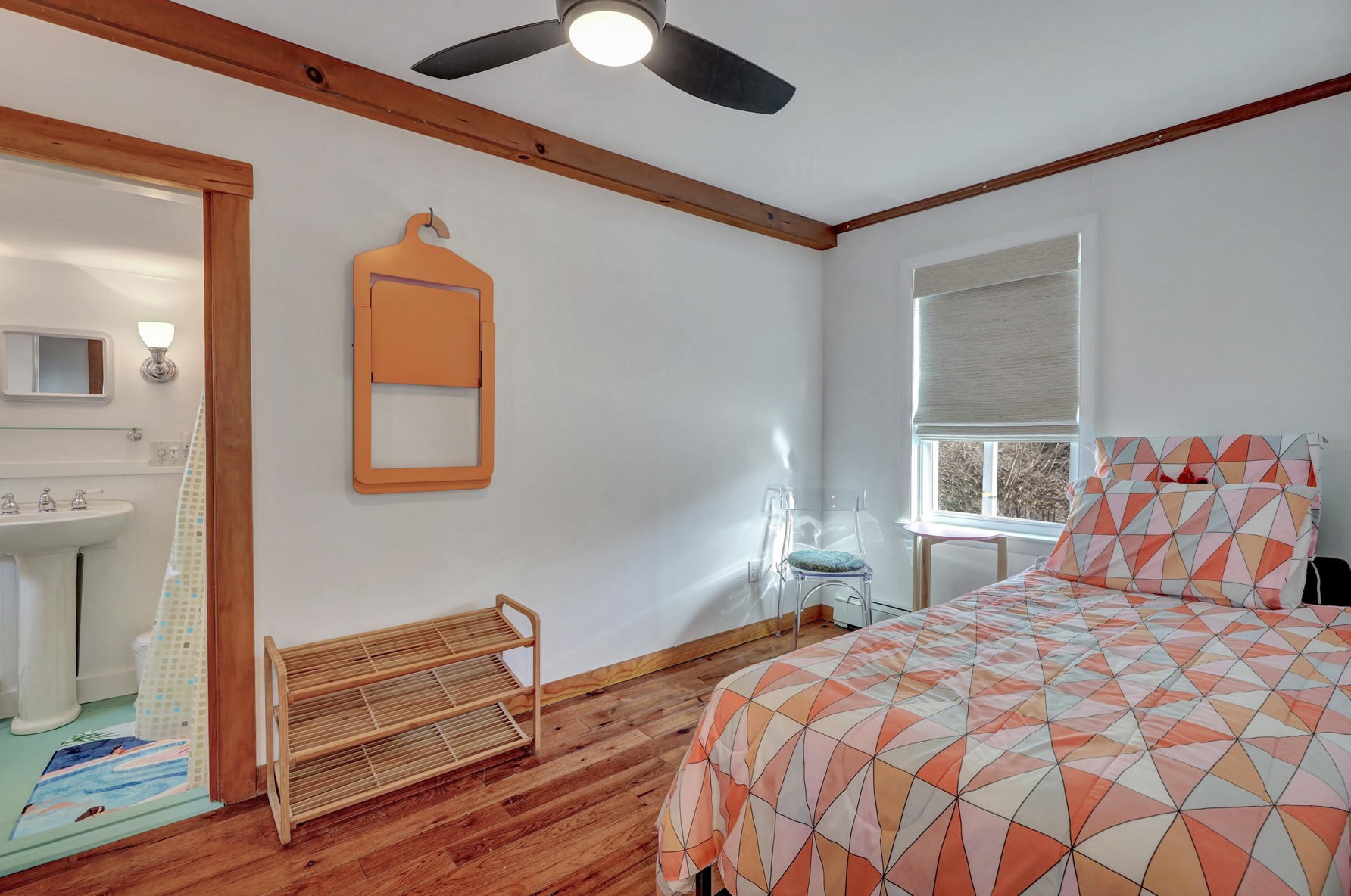 480 Commercial St, Provincetown MA 02657-1912 exterior