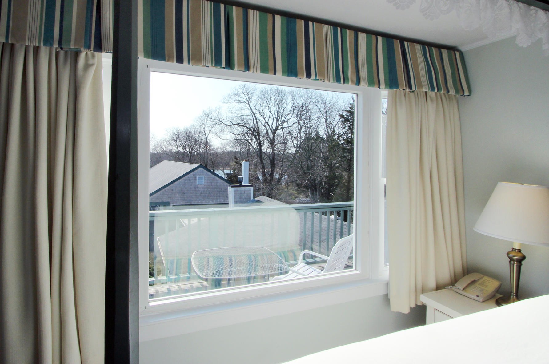 13 Orleans Rd, Orleans MA 02653-4012 exterior