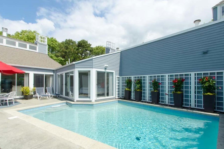 3 Sand Dunes Ct, Mashpee, MA 02649