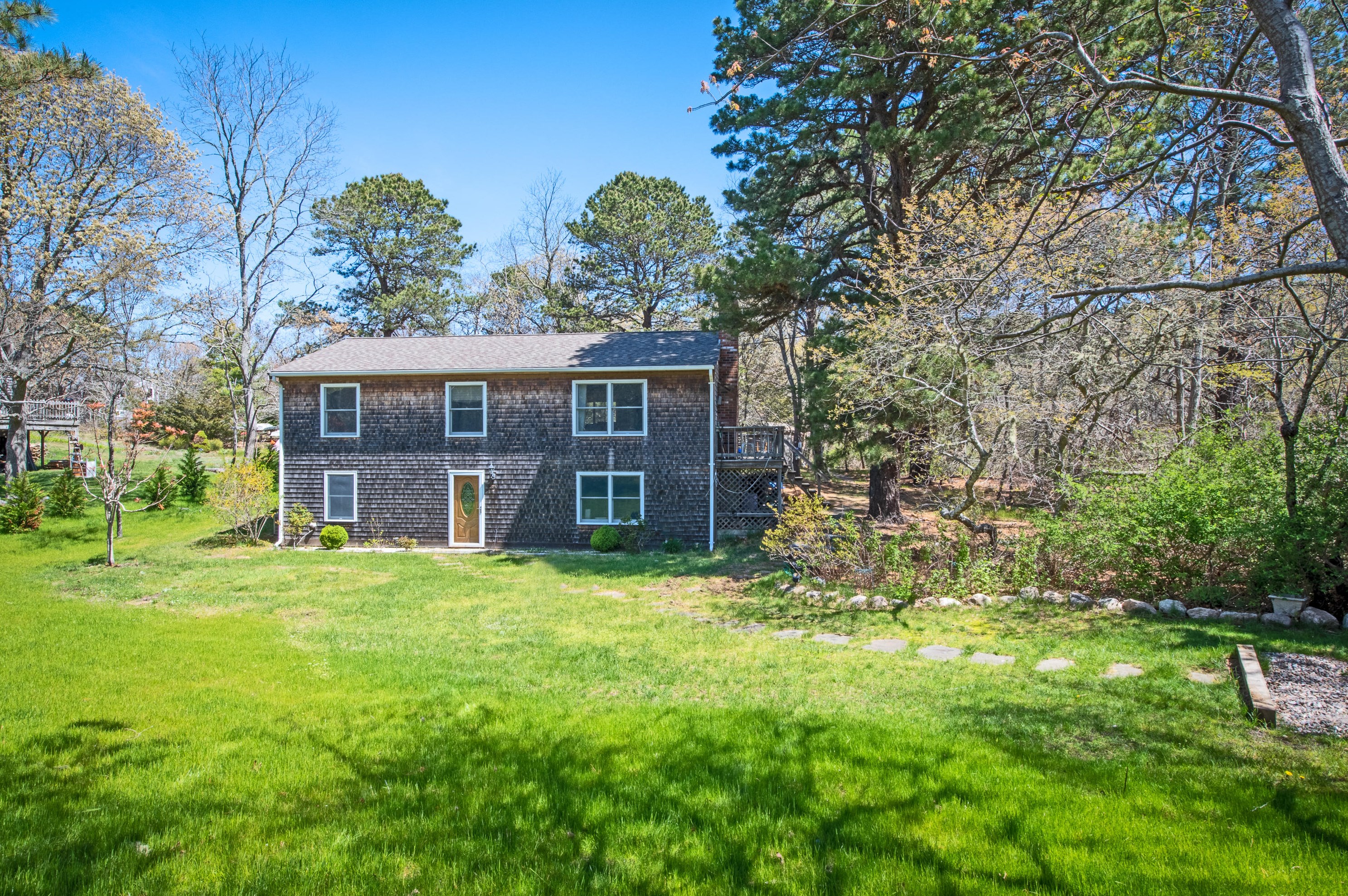 330 Old Wharf Rd, Wellfleet, MA 02667