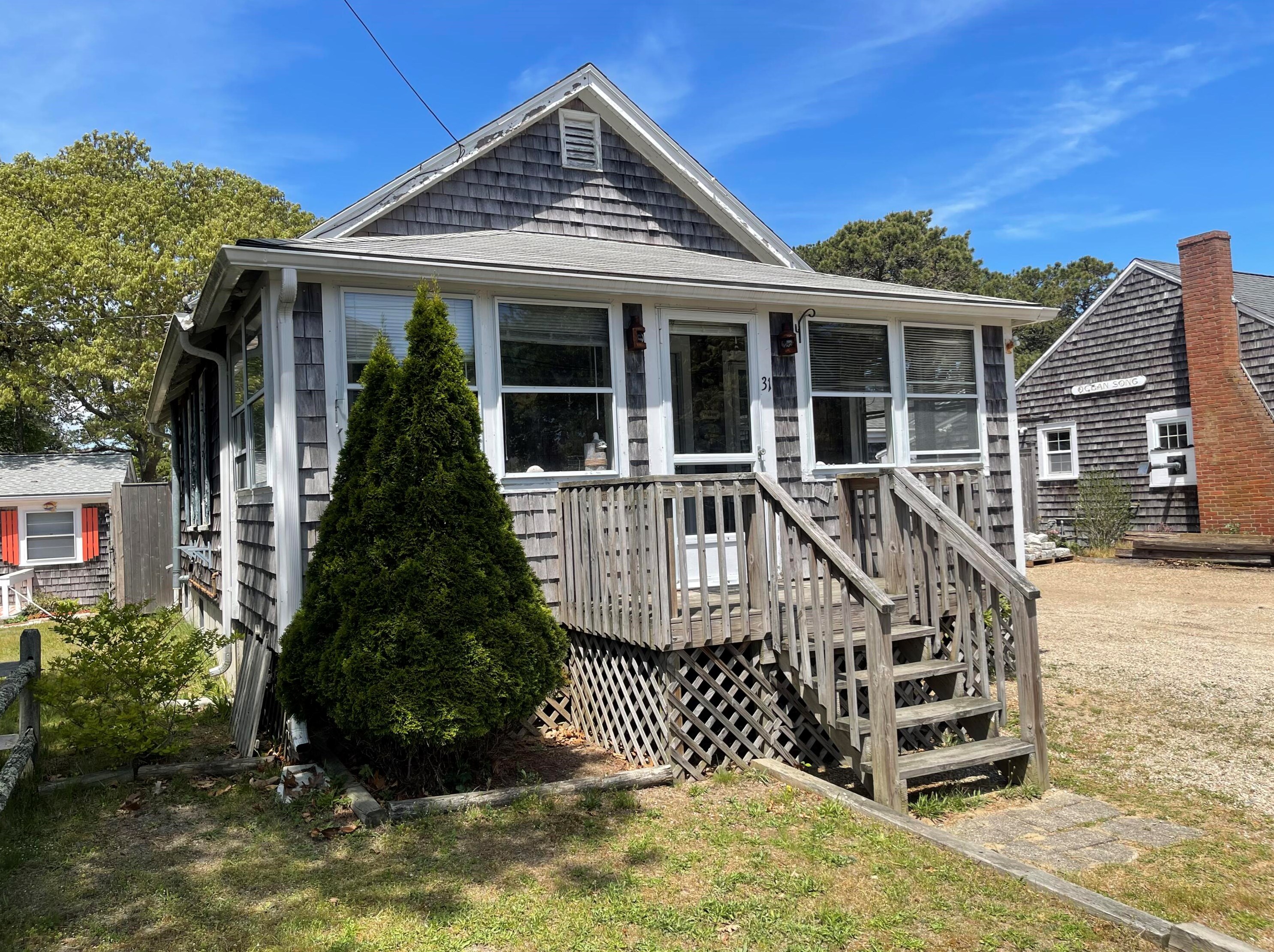 31 Union Wharf Rd, Dennis Port, MA 02639 exterior