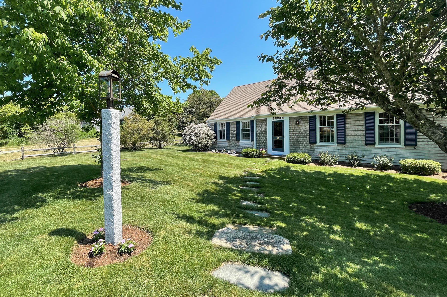 21 Dale Ann Dr, Orleans, MA 02653 exterior