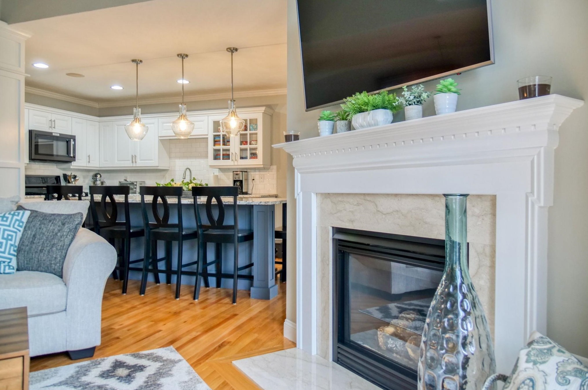 12 Blue Mdw Ct, Bourne MA 02532-8343 exterior