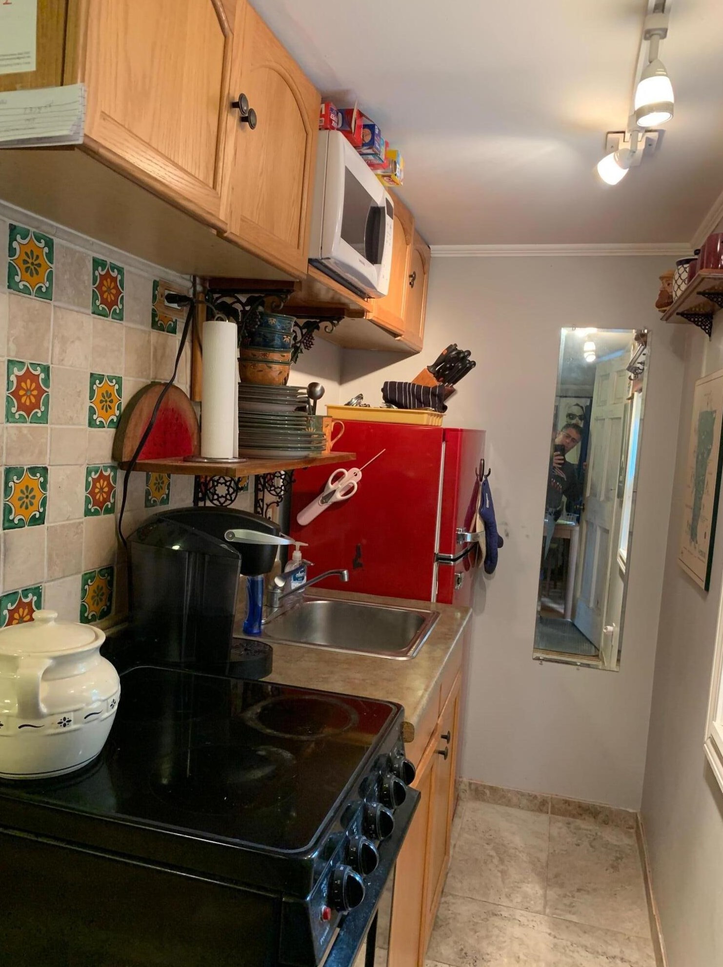 36 Shank Painter Rd, Provincetown MA  02657-1384 exterior