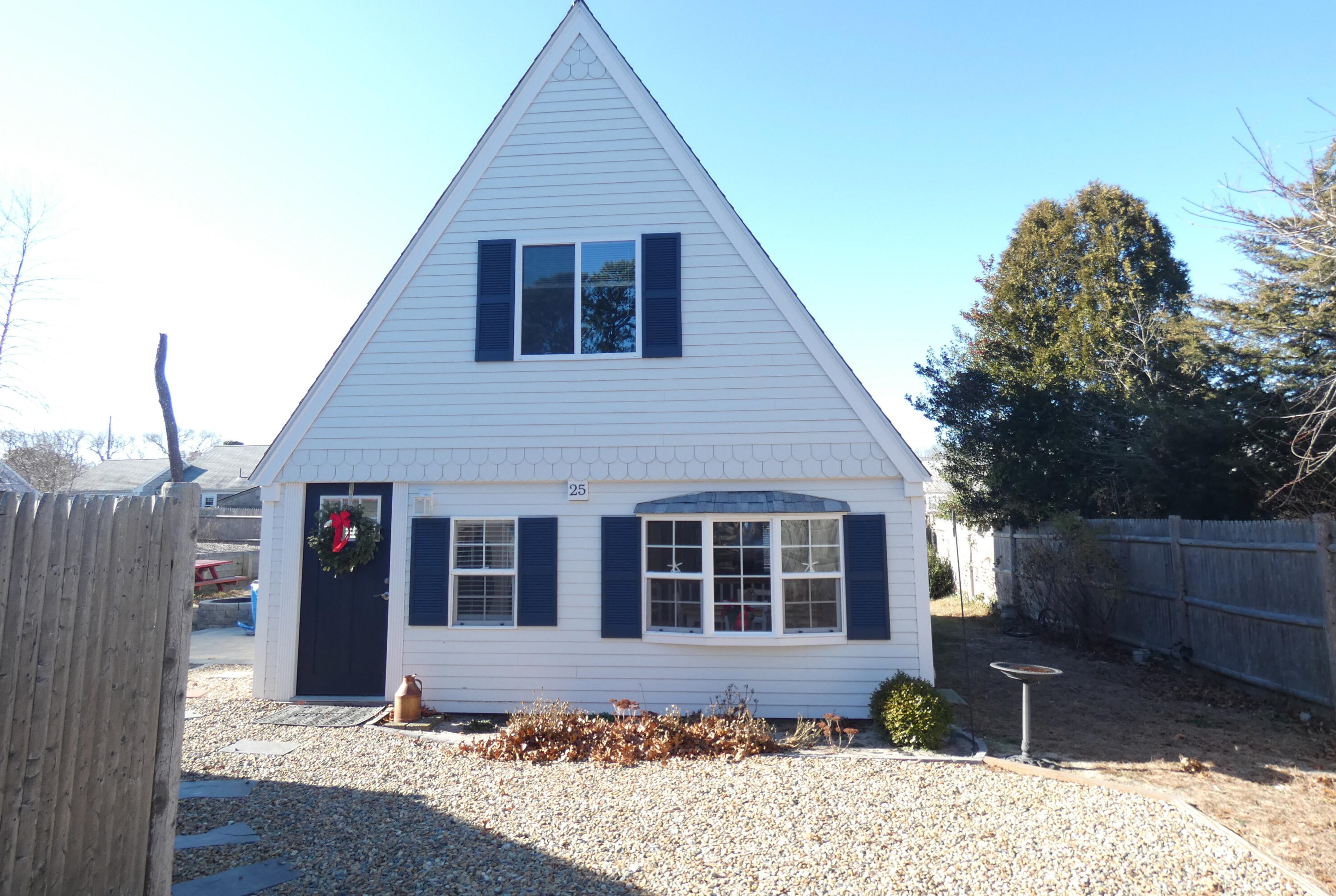 25 Woodland Dr, West Dennis, MA 02670 exterior