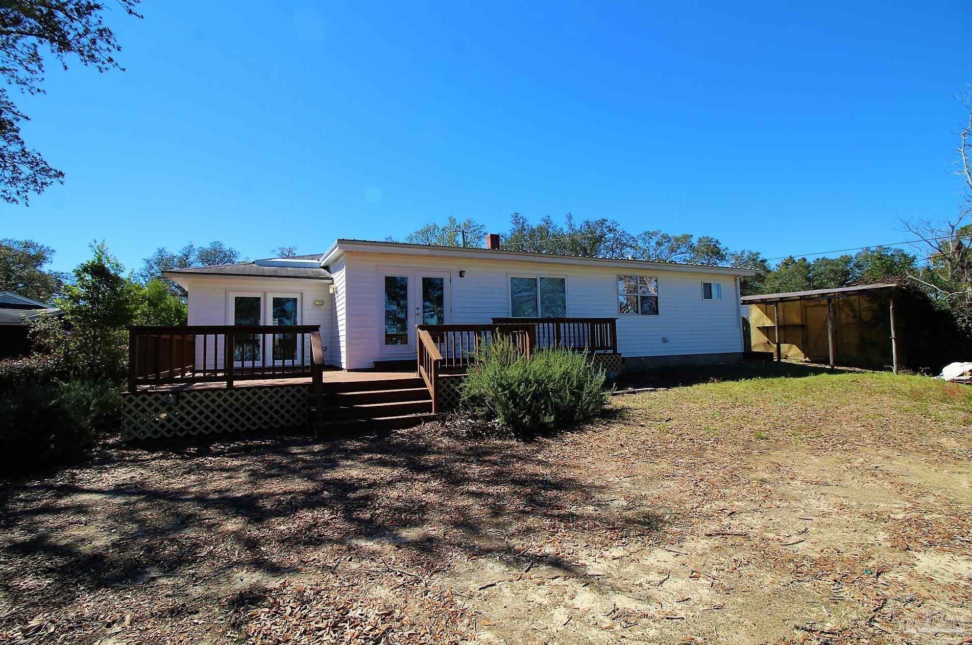 8 Lotus Ct, Pensacola, FL 32507