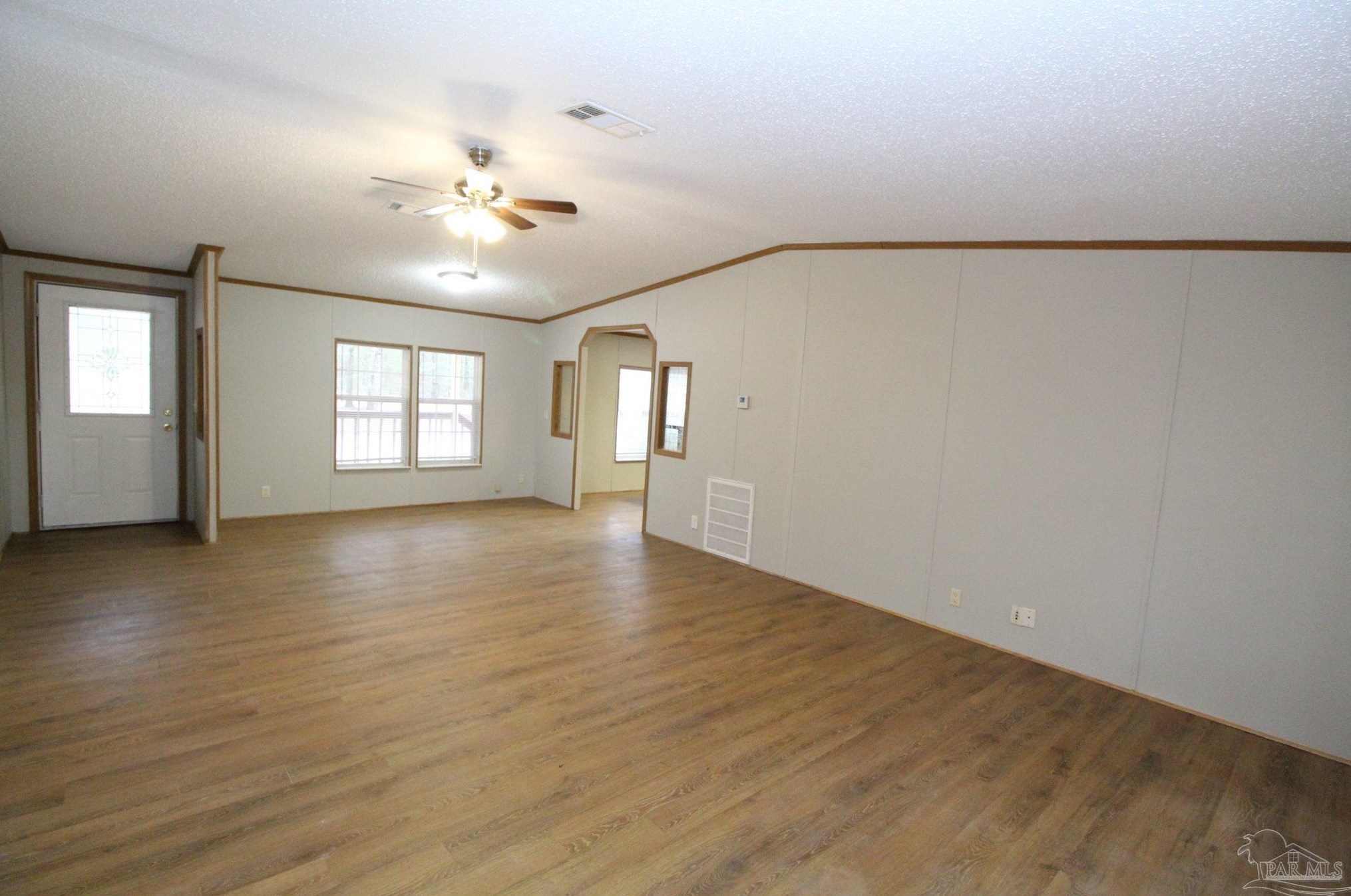 6043 Oglesby Rd, Milton, FL 32570