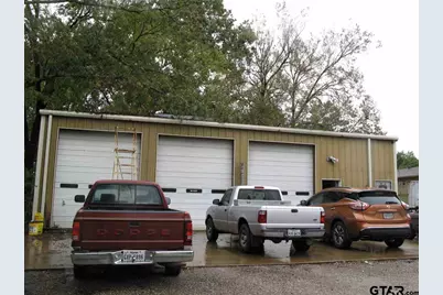 305 Bradburn, Grand Saline, TX 75140 - Photo 10