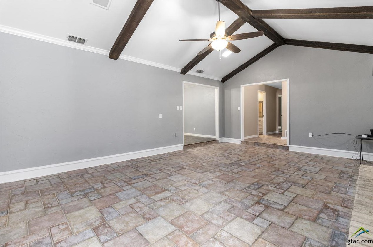 1709 Circle Dr, Tyler, TX 75703-6347