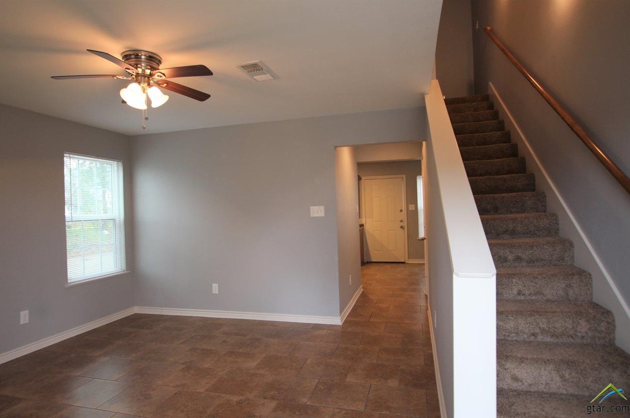 520 W Charnwood St, Tyler, TX 75701
