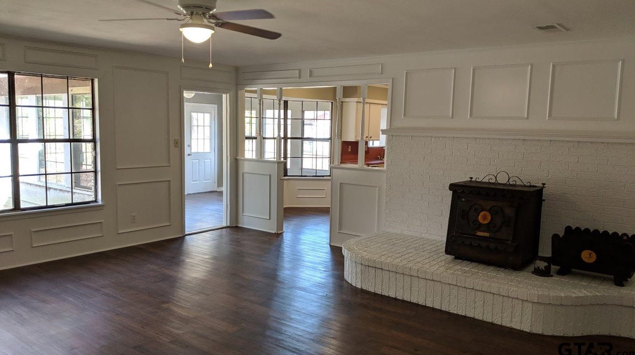 11097 Forest Ln, Fincastle, TX 75763