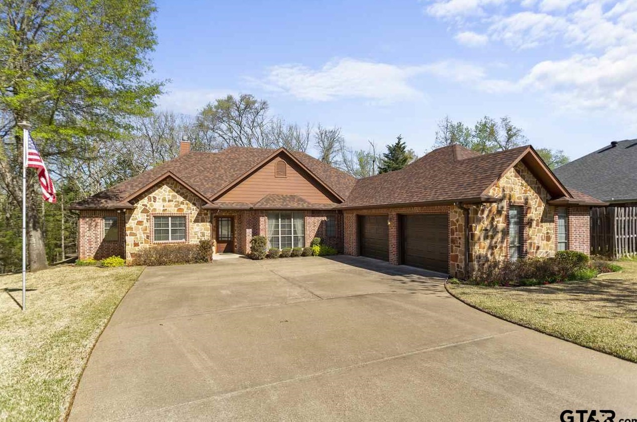 3951 Chapel Woods Blvd, Tyler, TX 75707-5473