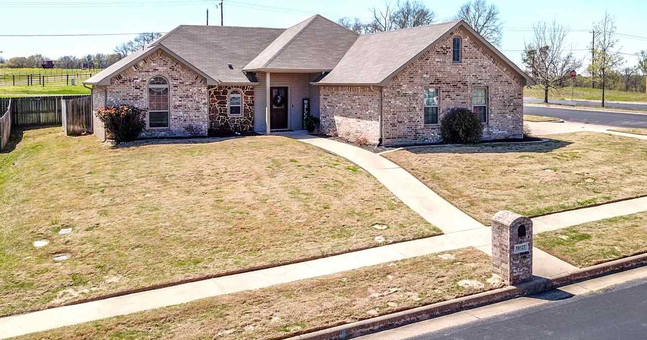 19127 River Rock, Flint, TX 75762