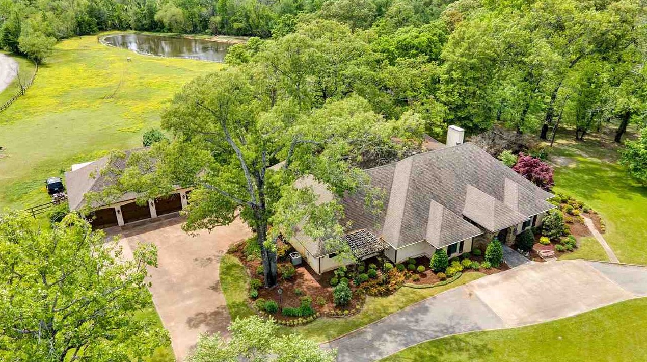 1111 Cumberland Rd, Tyler, TX 75703-9335