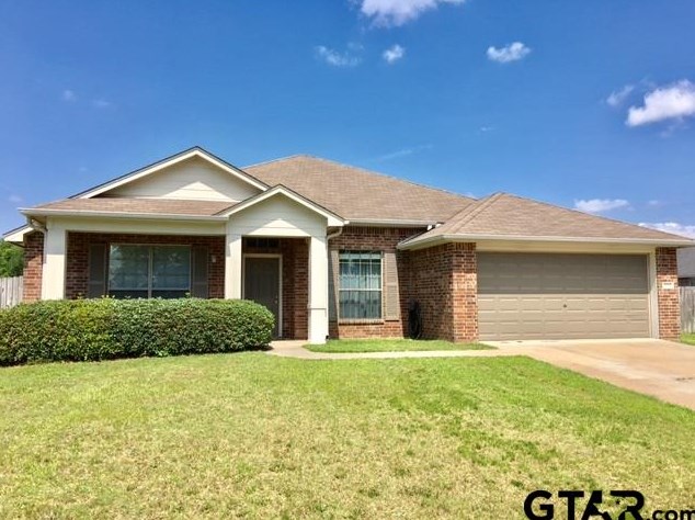 1203 Candice Ct, Whitehouse, TX 75791