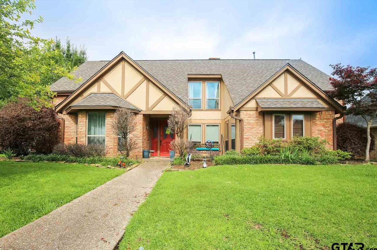 3913 Allendale Dr, Tyler, TX 75701-9419
