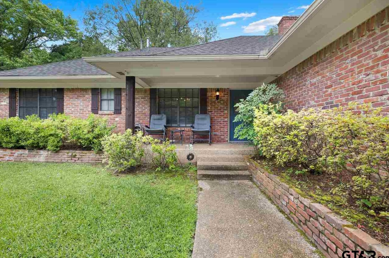 2103 Macbeth Ct, Tyler, TX 75703
