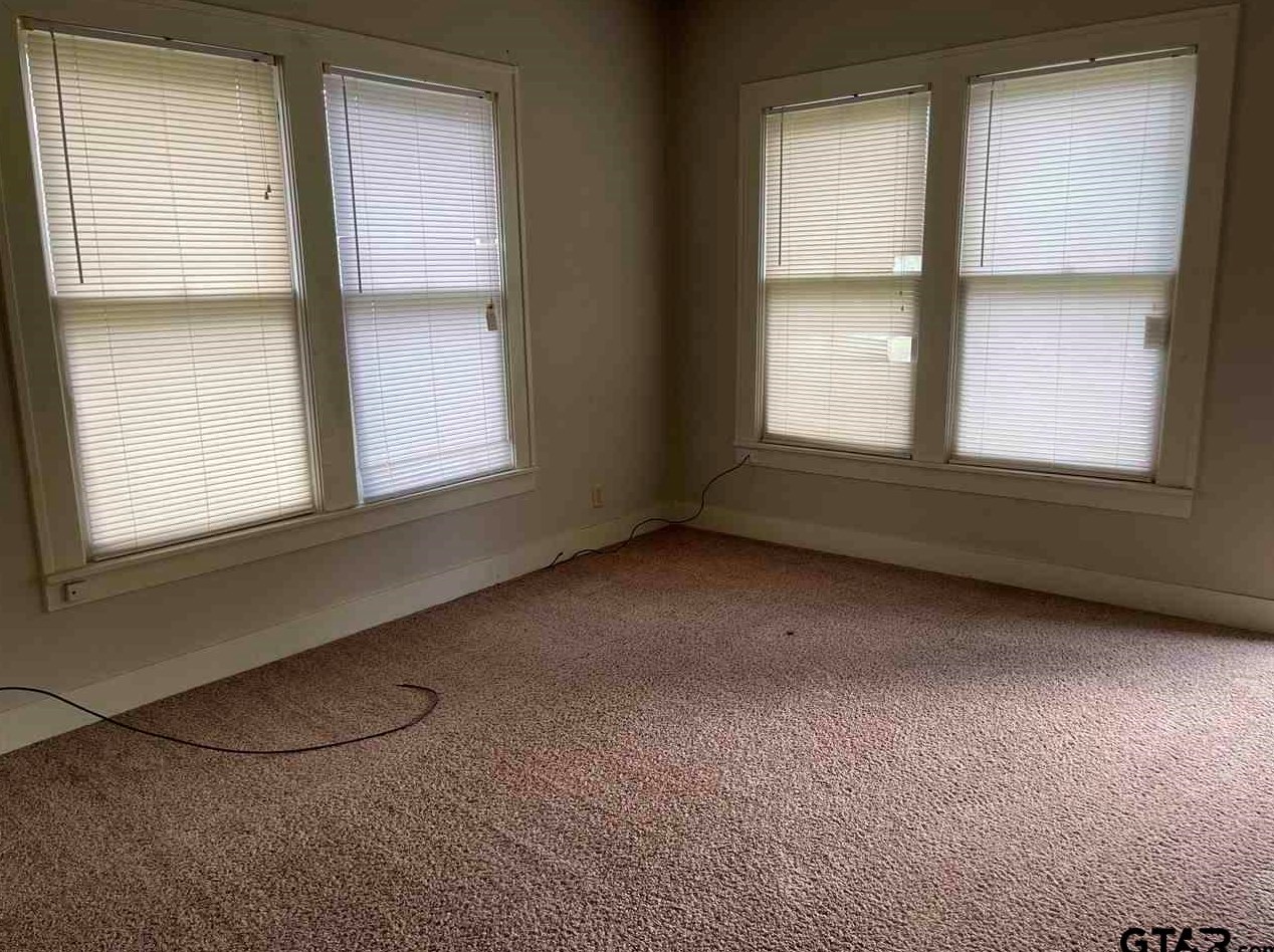 828 S Bois D Arc Ave, Tyler, TX 75701