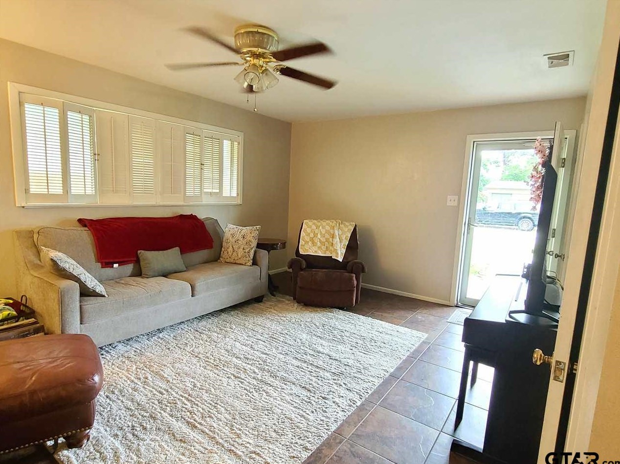 3314 Bain Pl, Tyler, TX 75701