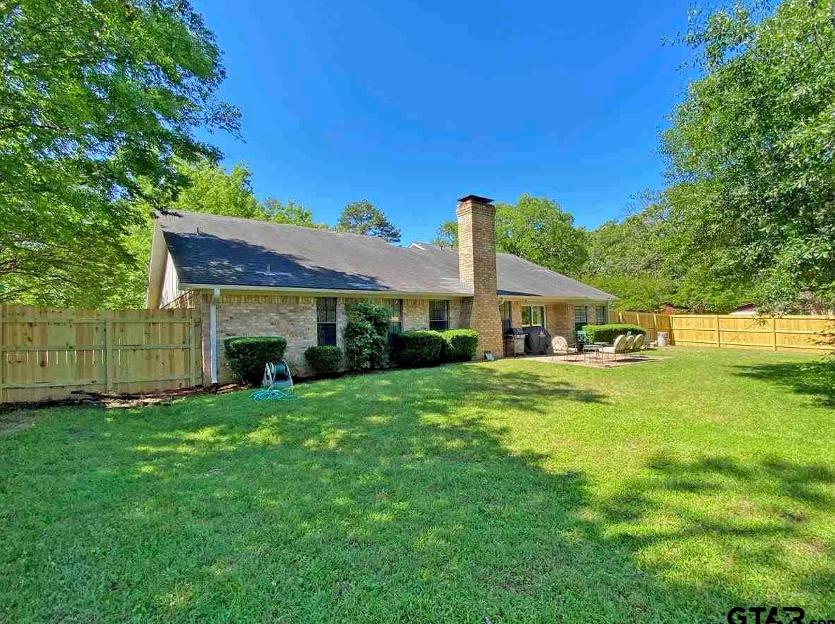 600 David Dr, Tyler TX  75703-4815 exterior