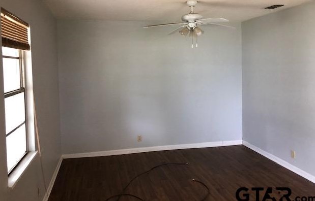 2402 Plume Dr, Tyler, TX 75703