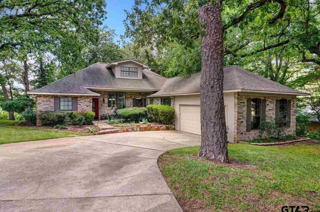 226 Pinewood, Hide A Way, TX 75771