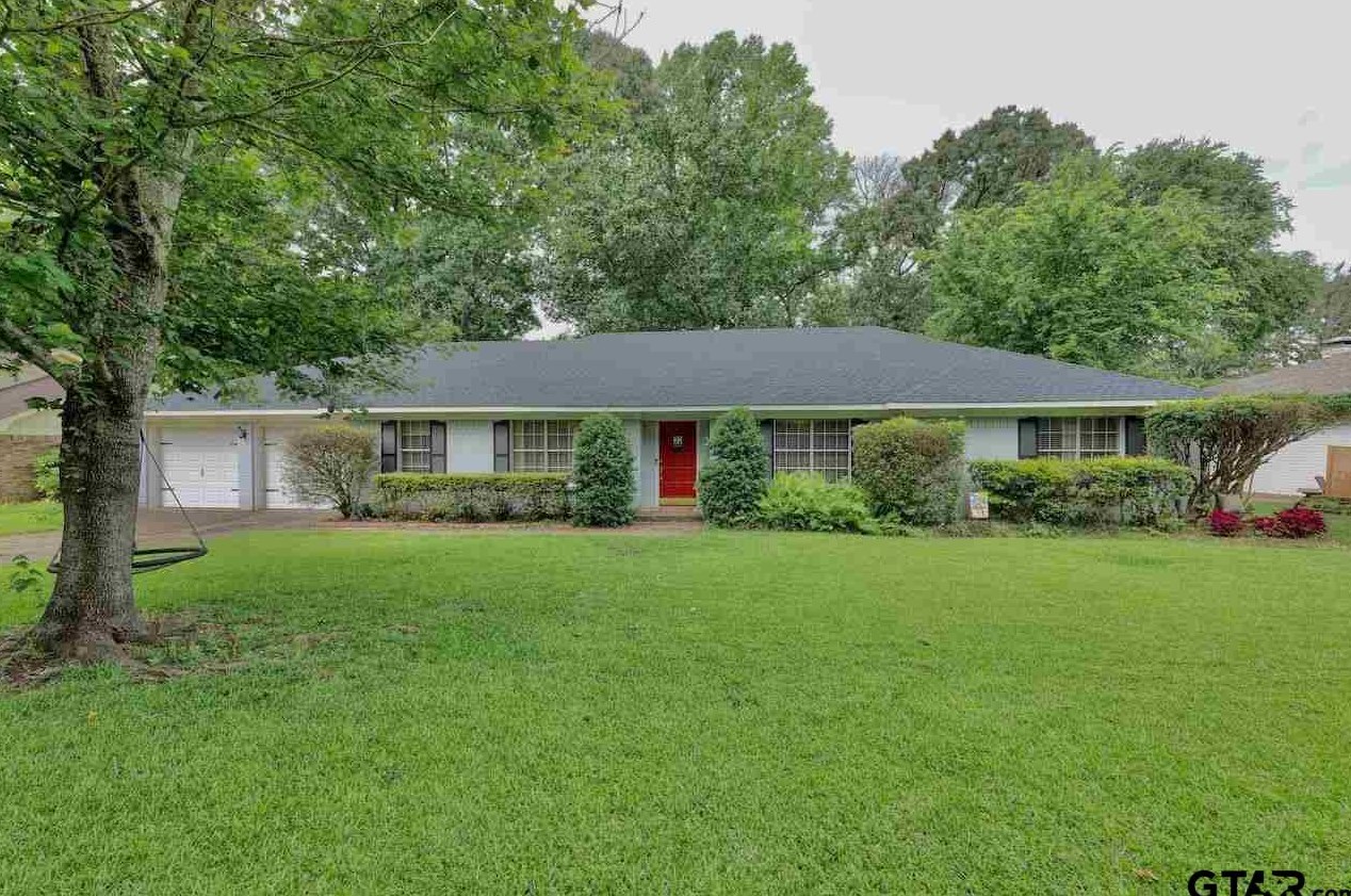 8215 Baylor Dr, Tyler, TX 75703-5101